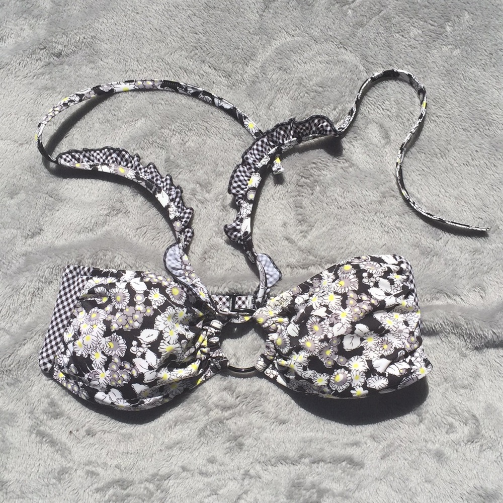 Victoria’s Secret Daisy Bikini Top